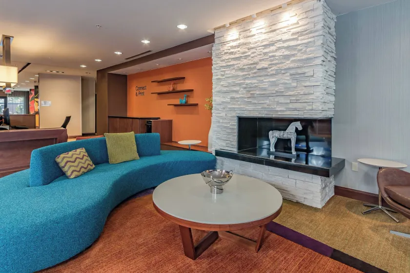 Fairfield Inn & Suites by Marriott Elkhart - Image 1