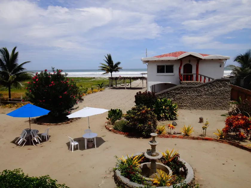 Sundown Beach Hotel - Image 1