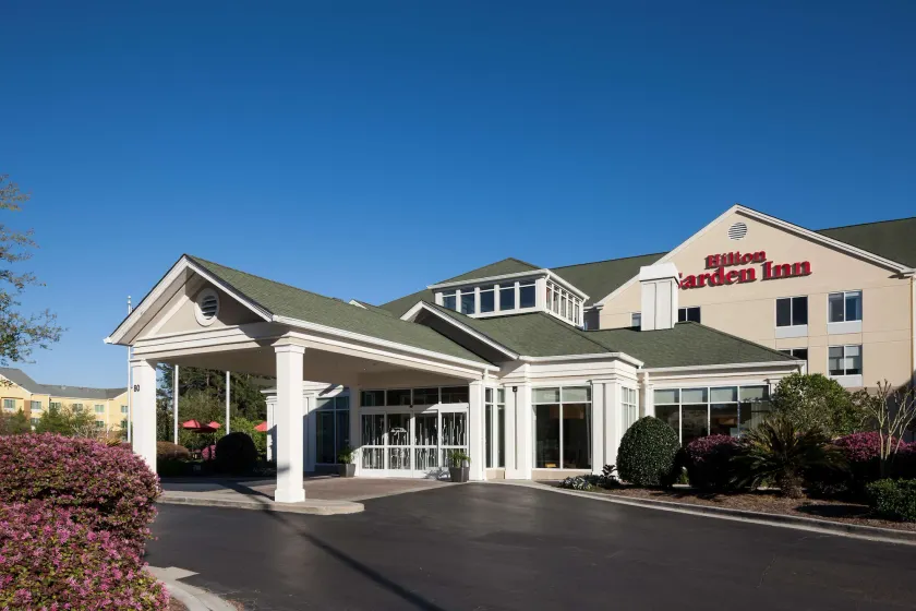 Hilton Garden Inn Savannah Airport - Image 1