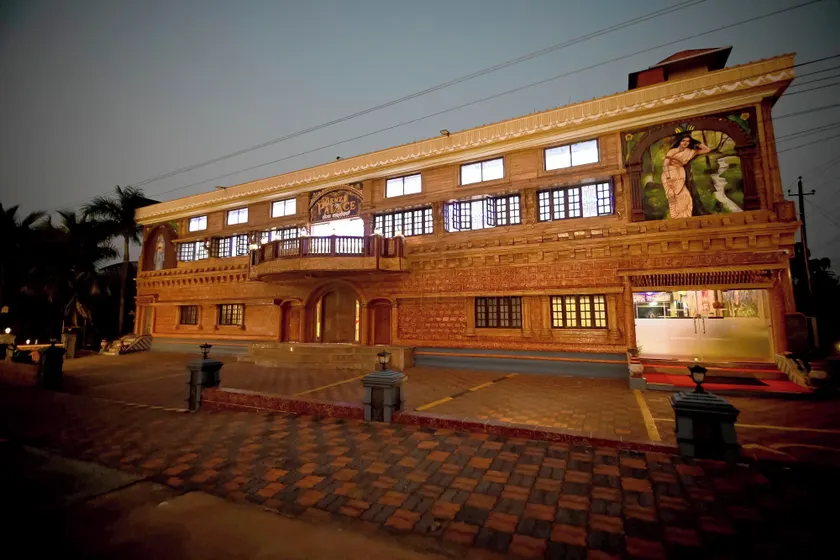Benzy Palace Resort, Murdeshwar - Image 1