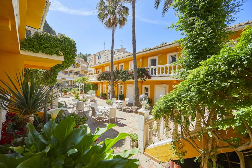 Hotel Cupidor - Image 1