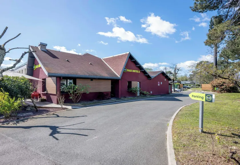 B&B HOTEL Bordeaux Mérignac Cadera Aéroport - Image 1