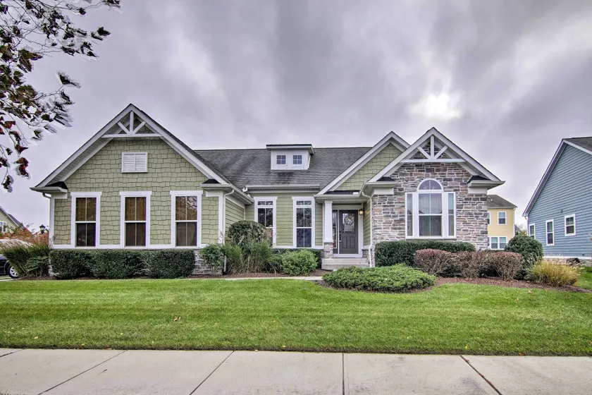 Great for Groups: Bayside Resort Home w/ Patio - Image 1