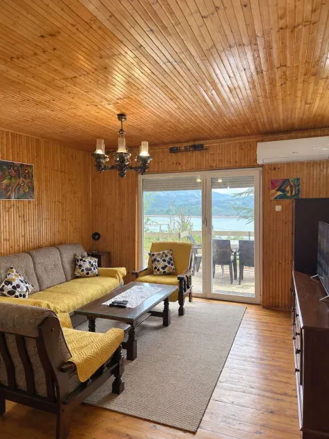 Mavrovo Lake Chalet - Image 1