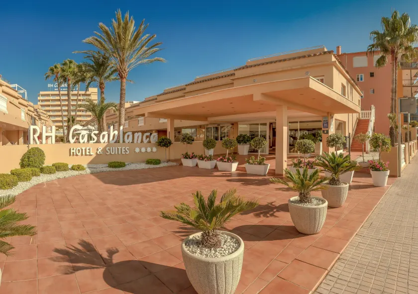 Hotel RH Casablanca Suites - Image 1