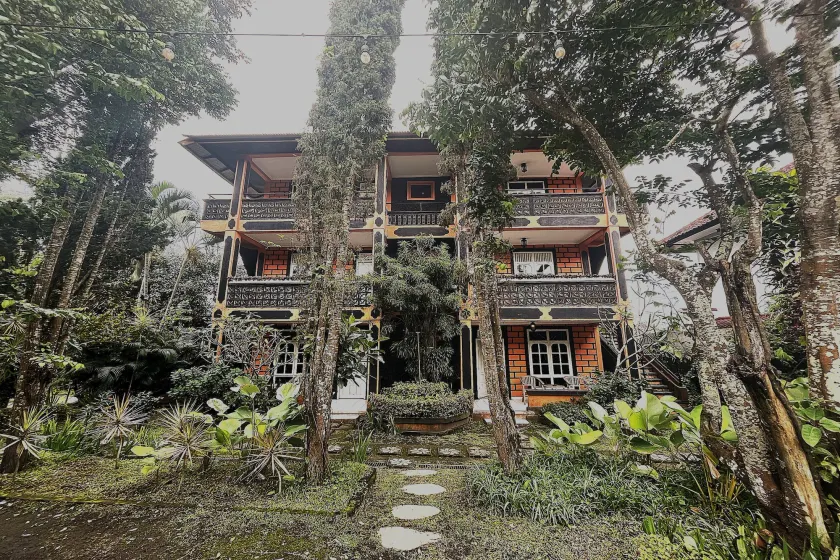 Batur Sunrise Guesthouse - Image 1