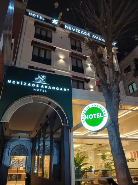 Nevizade Avangart Hotel - Image 1