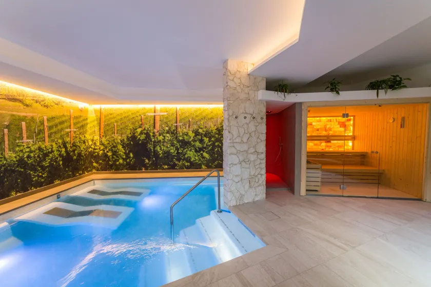 Wine Hotel San Giacomo Activity & Wellness - Image 1
