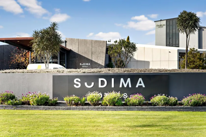 Sudima Hotel Christchurch Airport - Image 1