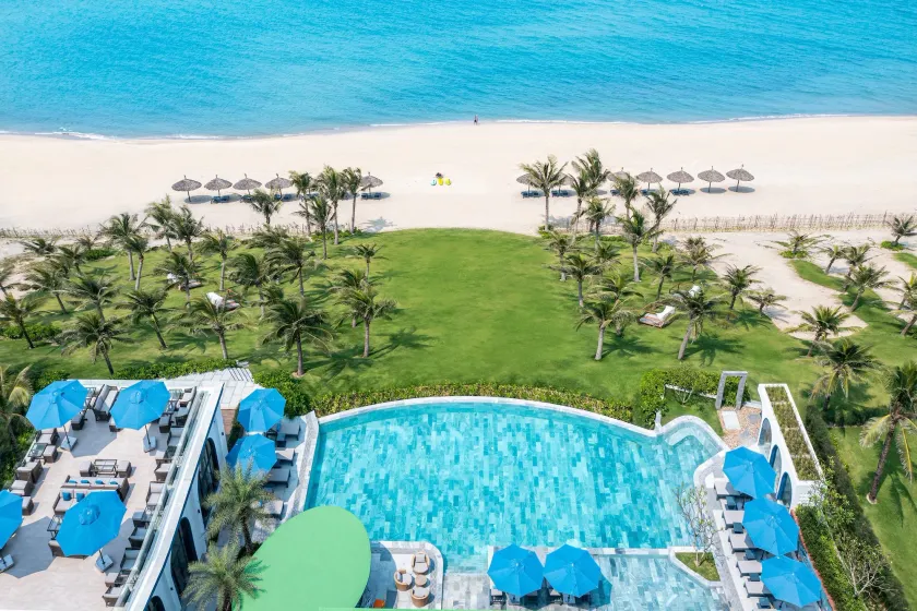 Wyndham Royal Beachfront Resort & Spa Hoi An Danang - Image 1