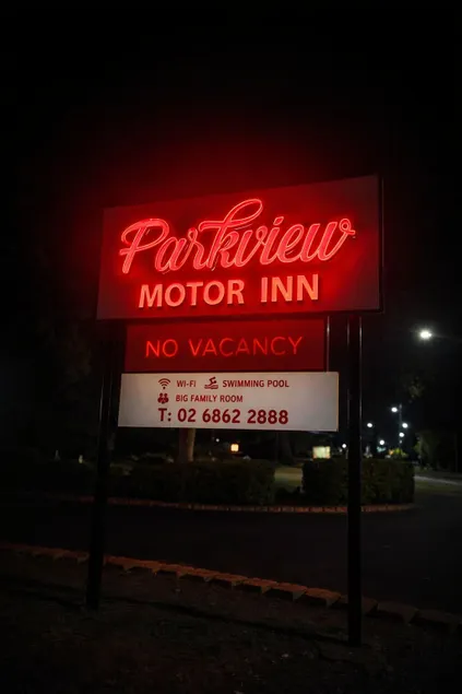 Parkview Motor Inn - Image 1