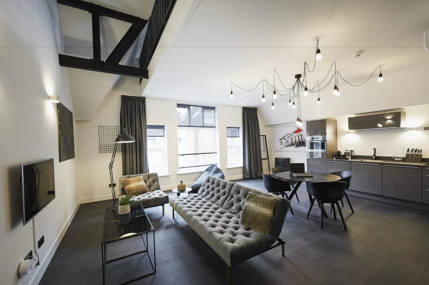 "DE BANK" - Hotel Apartments - Image 1