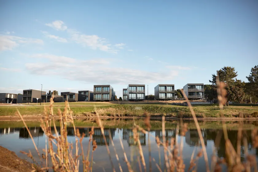 Accommodation @ Curlewis - Image 1