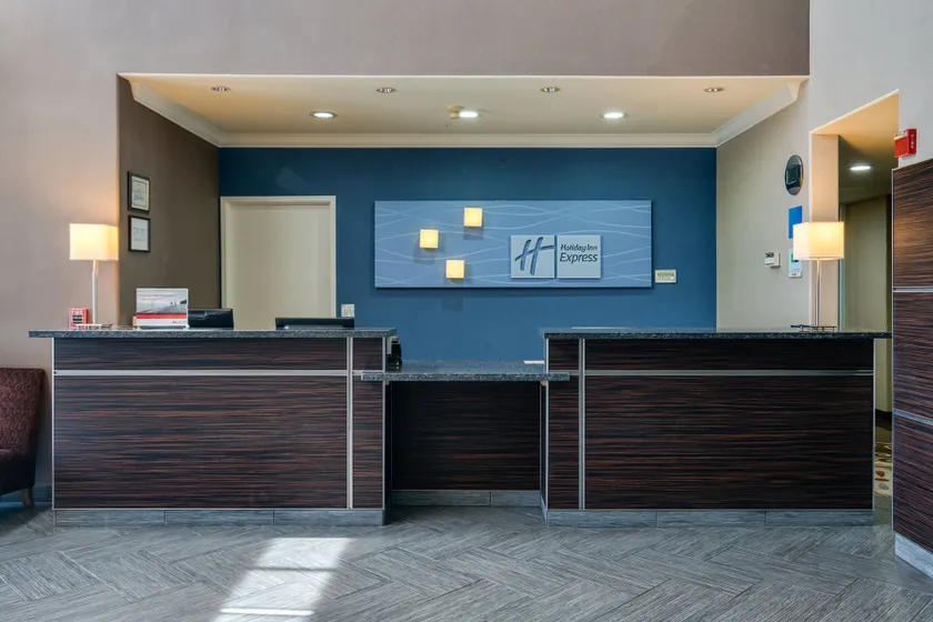 Holiday Inn Express & Suites Santa Clara by IHG - Lobby