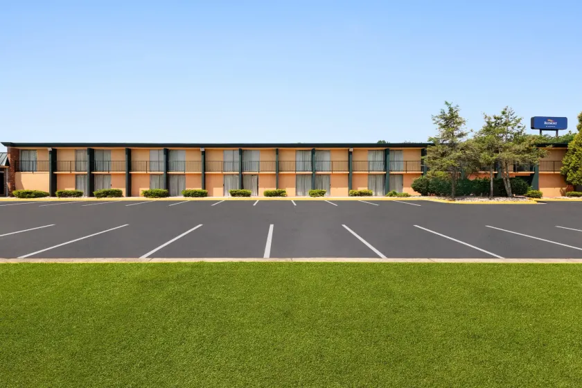 Baymont by Wyndham Salem Roanoke Area - Image 1