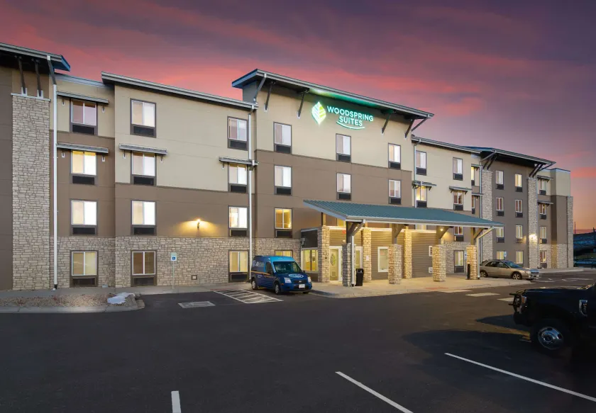 WoodSpring Suites Broomfield-Westminster - Image 1