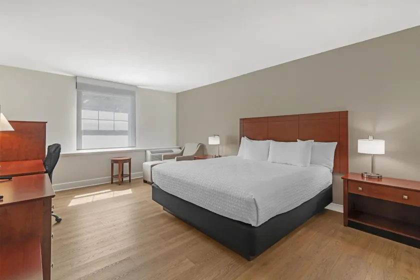 Best Western Plus Brunswick Bath - Image 1