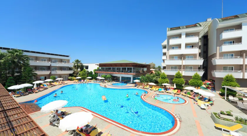 Club Mermaid Village - Image 1