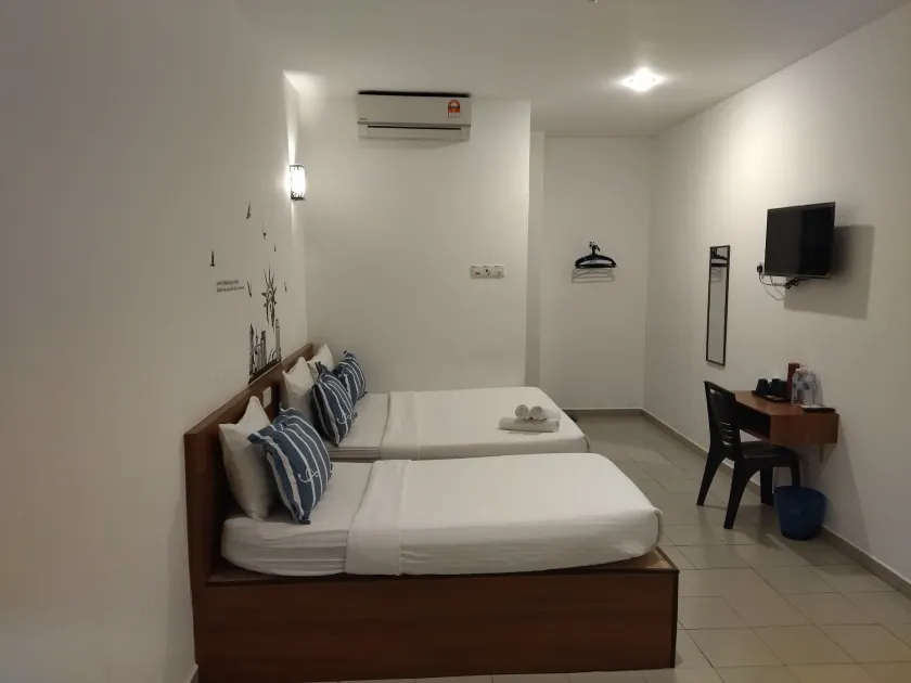 Sp Central Hotel - Image 1