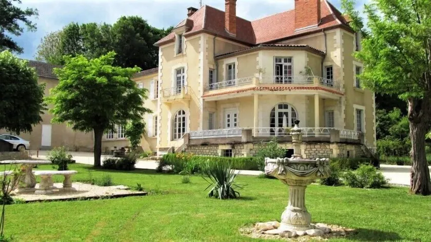 Vue du Château chambres en toute autonomie - Image 1