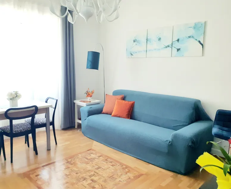 Lemon Sunshine Apartment - Image 1