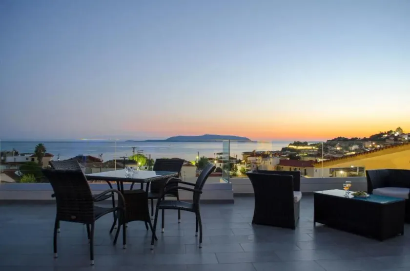 Hotel Estia - Image 1