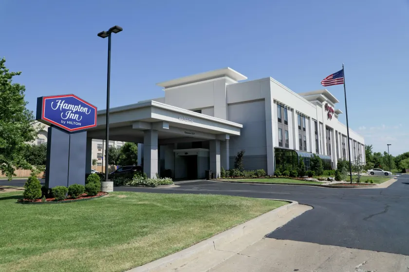 Hampton Inn Muskogee - Image 1
