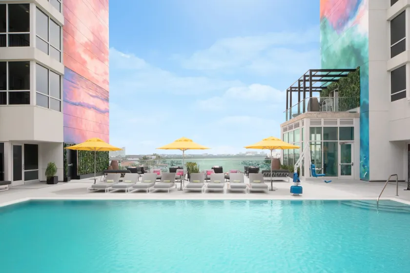 SpringHill Suites by Marriott Clearwater Beach - Image 1