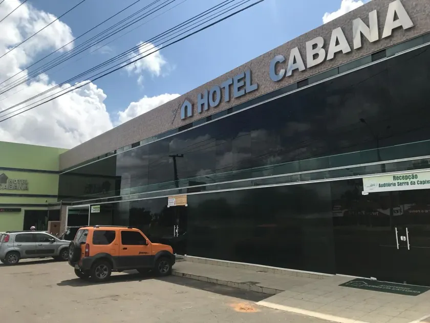 Hotel Cabana - Image 1