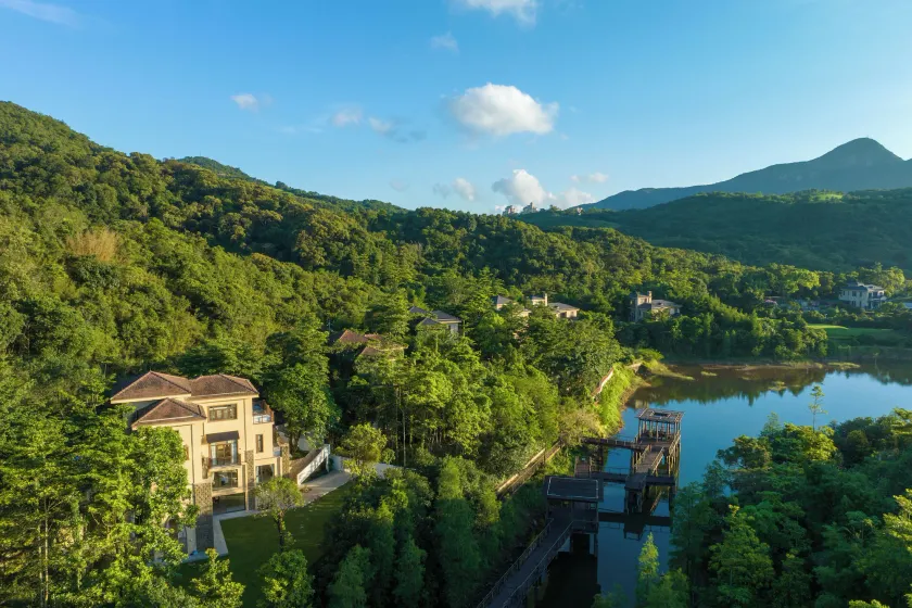 Miyue Shenzhen Tianlu Secret Wild Wizard Holiday Hotel - Image 1