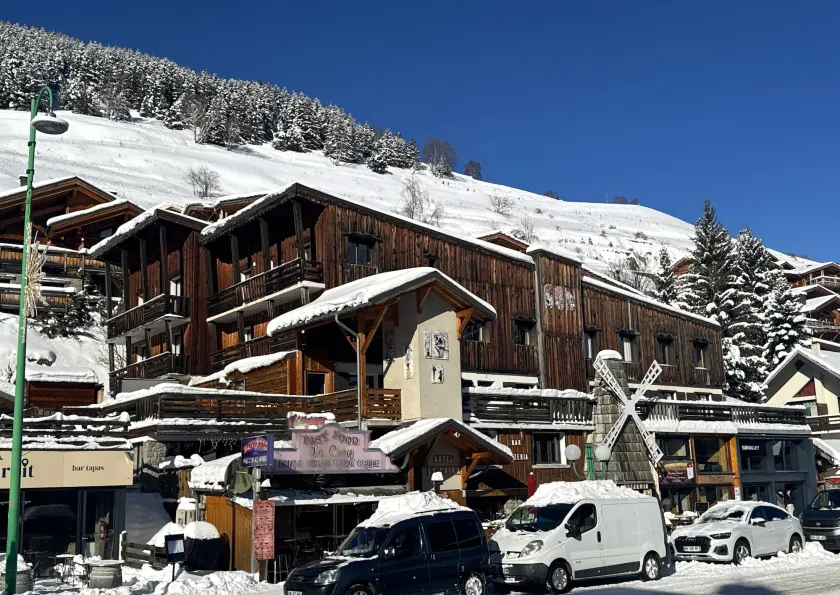 Hôtel le Cairn - Image 1