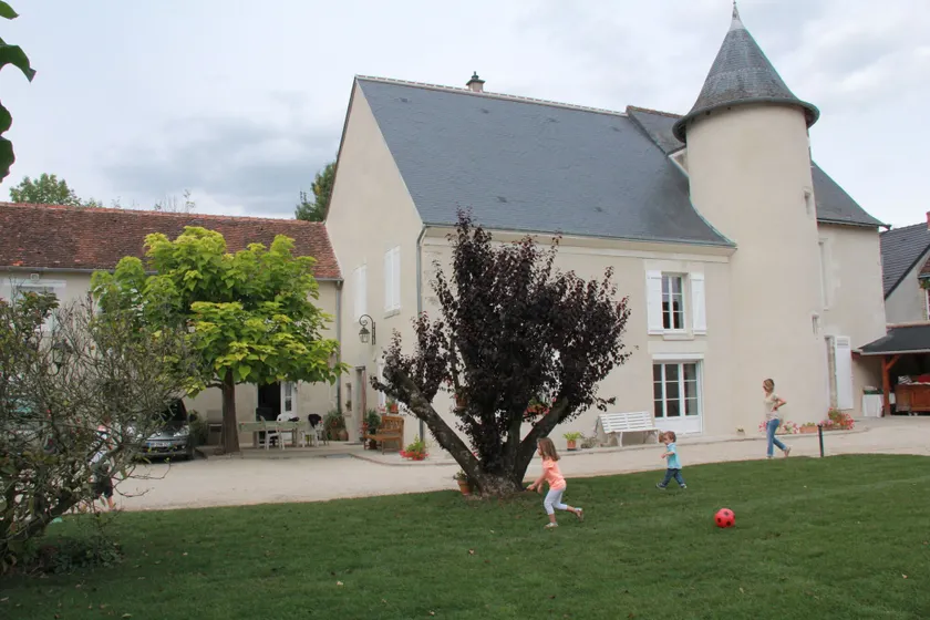 Manoir le Bout du Pont - 5 BED OG BREAKFAST - Image 1
