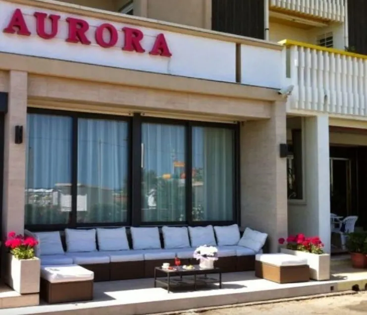 Hotel Aurora - Image 1