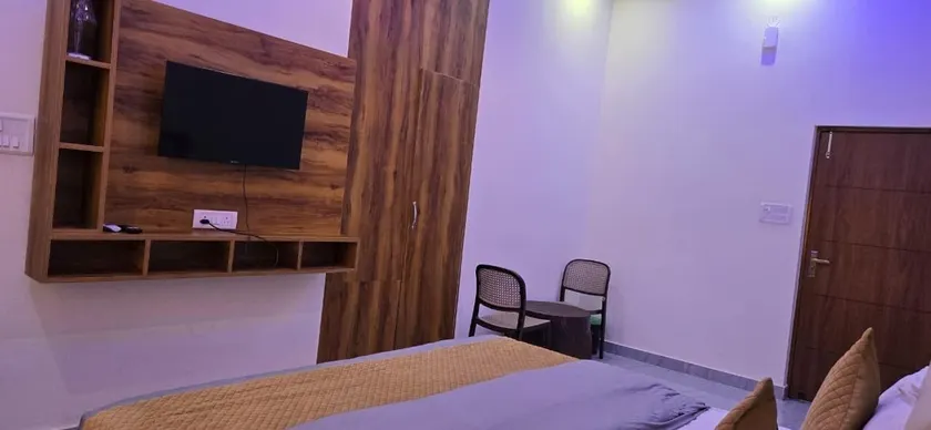 Hotel S K Grand Comfy Nature Stay - Camera