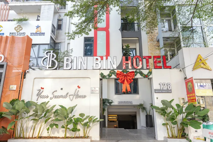 Bin Bin Hotel 12 Near Sala Residence - Image 1