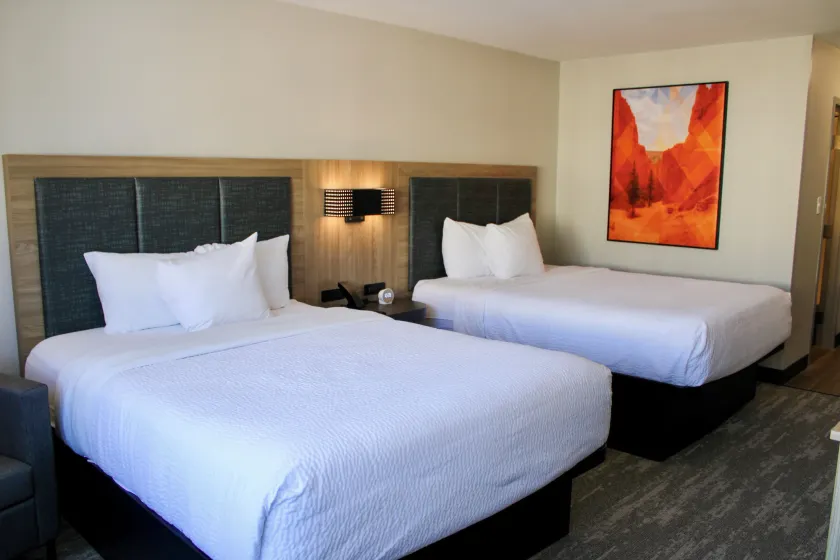 The Cairn Hotel - Image 1