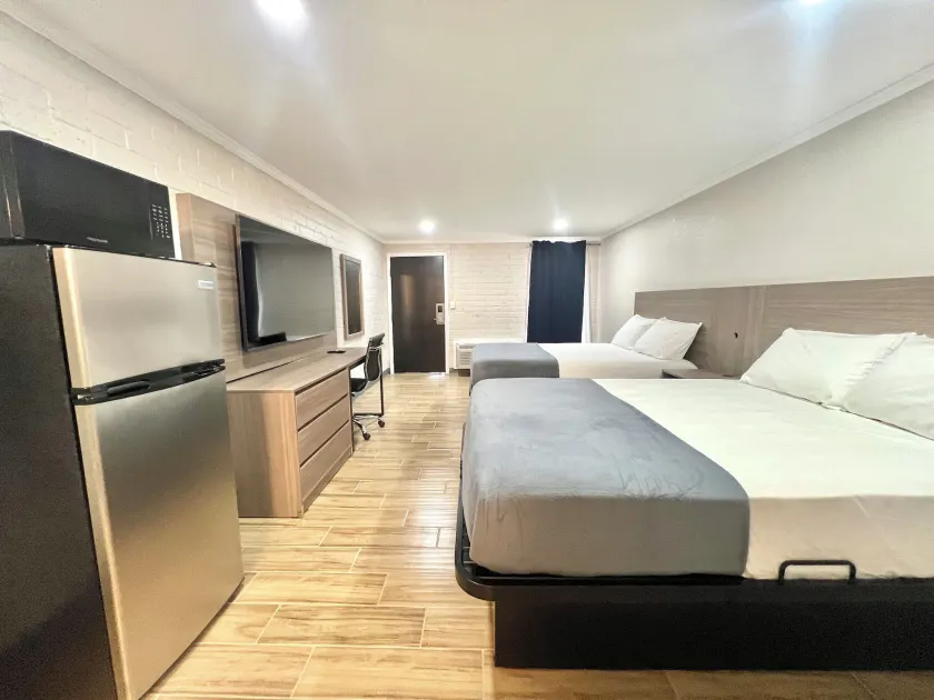 Economy Suites Extended Stay - Image 1