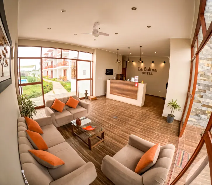 Hotel La Colina - Réception