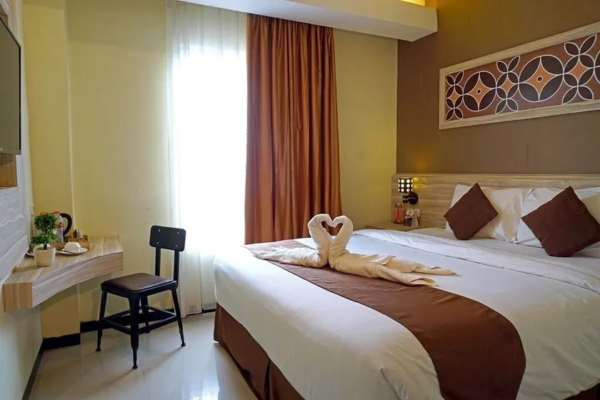 Red Chilies Hotel - Image 1