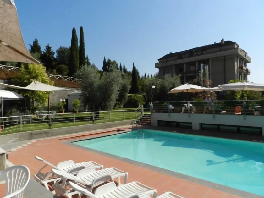 Hotel Umbria - Image 1