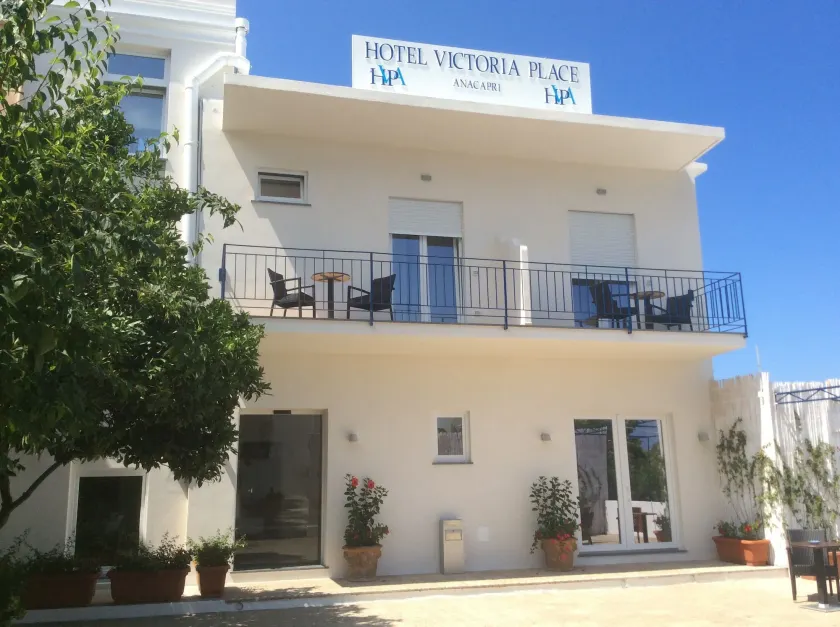 Hotel Victoria Place - Image 1