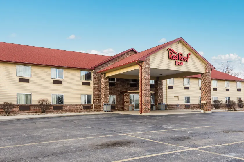 Red Roof Inn Auburn - Image 1