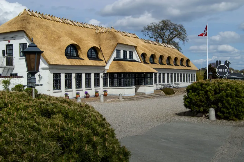 Hotel Kryb I Ly Kro - Image 1