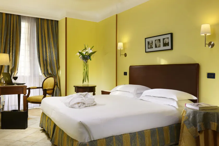 Hotel Tuscolana - Image 1