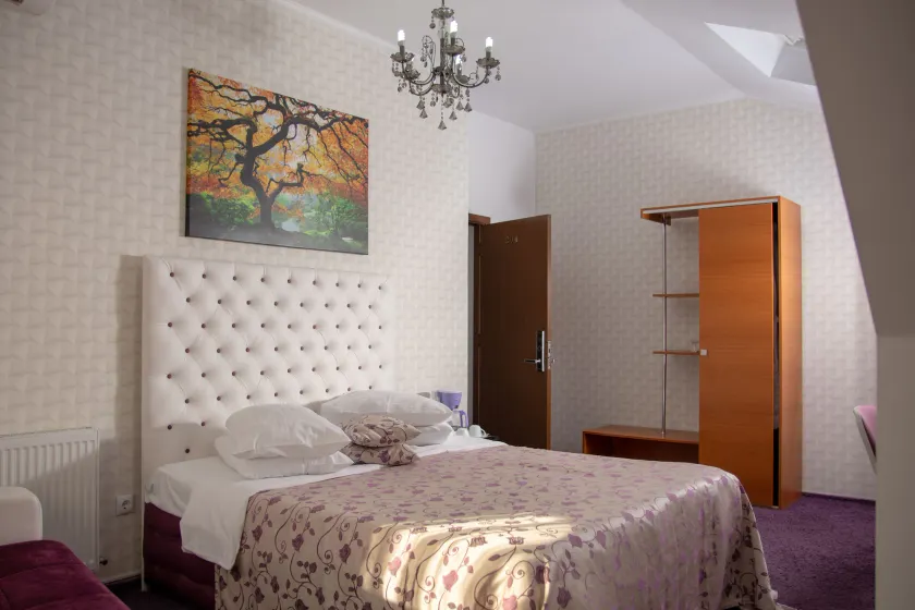 Amethyst House - Image 1