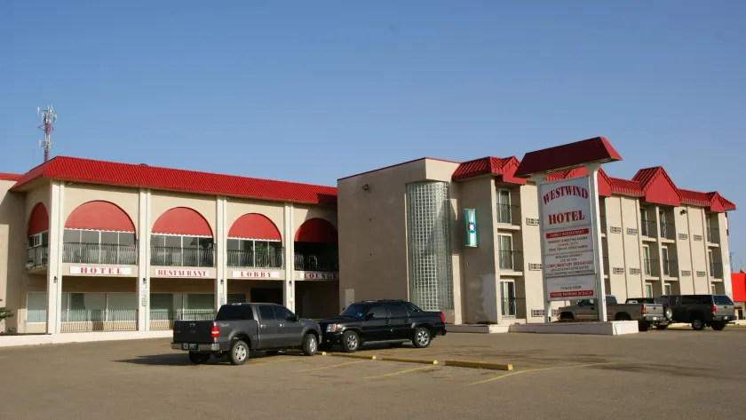 Westwind Motor Inn Hotel - Image 1