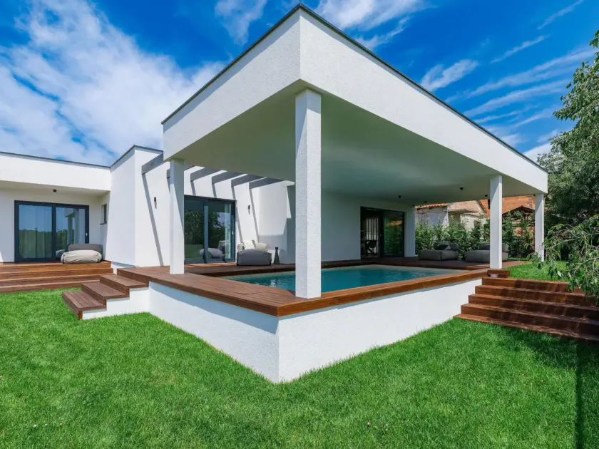 Holiday House with Pool Casa Lavanda - Image 1