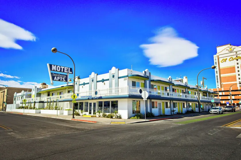 Downtowner Boutique Hotel - Image 1