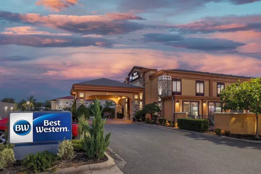 Best Western Aspen Hotel - Image 1