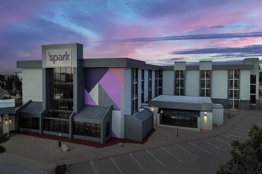 Spark by Hilton Denver East I 70 - Image 1